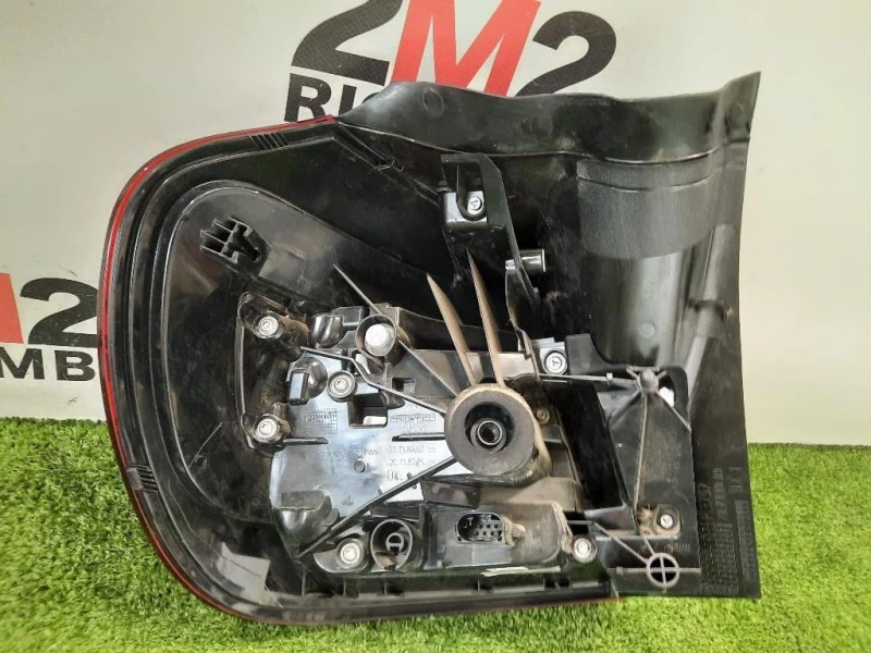 Fanale EST POST DX A1569068400 Mercedes Classe GLA X156 2017