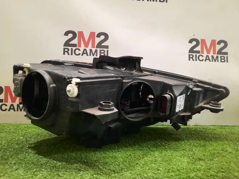 Proiettore ANT SX 8V0941005AE Audi A3 8V1 2012