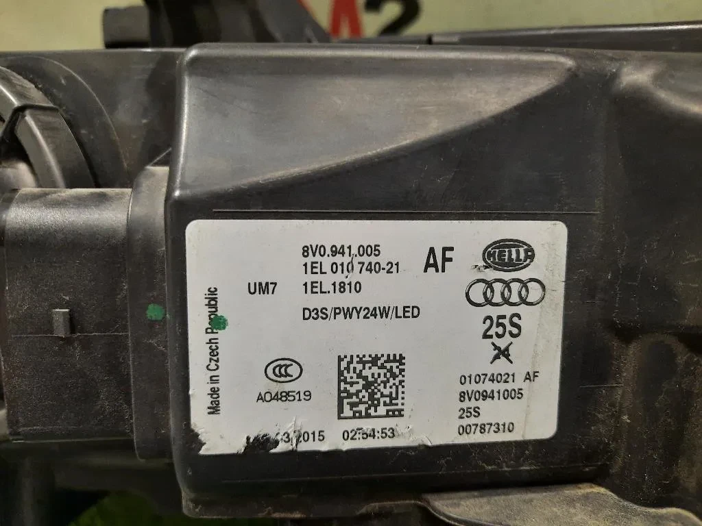 Proiettore ANT SX 8V0941005AF Audi A3 8V1 2012