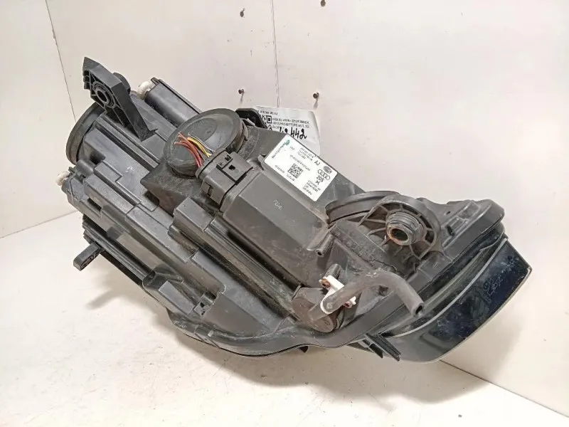 Proiettore ANT SX 8V0 941 003 AJ Audi A3 8VA Sportback 2012