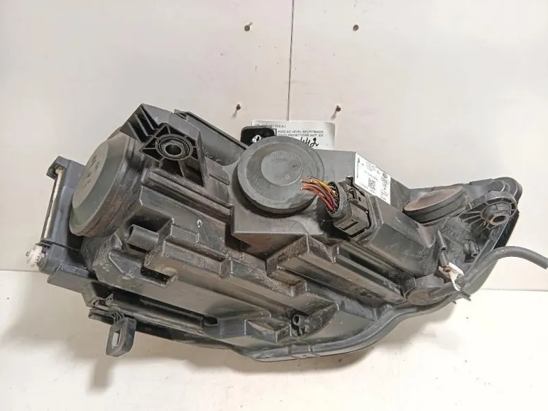 Proiettore ANT SX 8V0 941 003 AJ Audi A3 8VA Sportback 2012