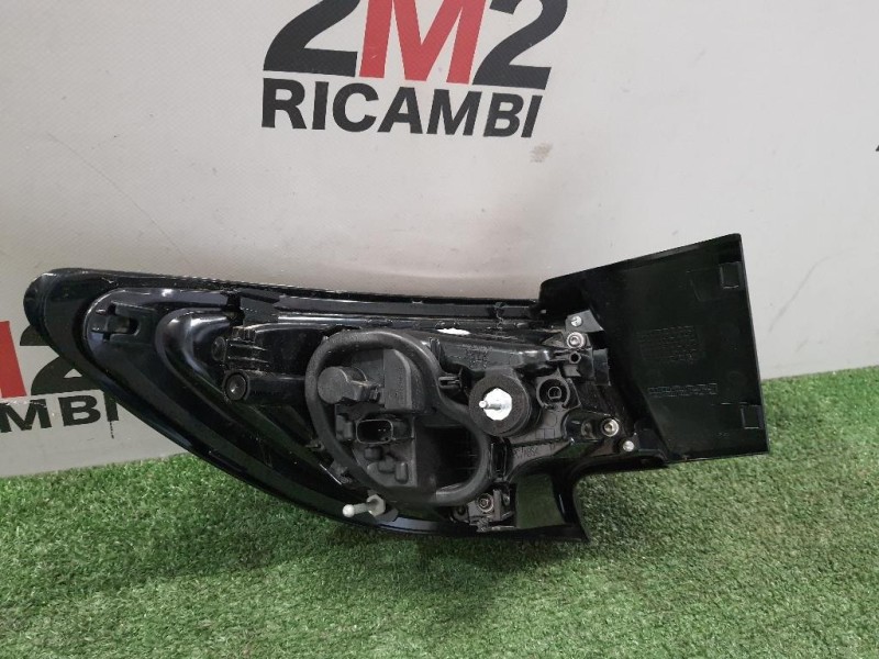 Fanale EST POST DX 39099015 Opel Astra K 2019