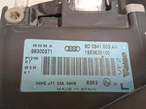 Proiettore ANT SX 8D 0941 003 AK Audi A4 8D5 Avant 1995