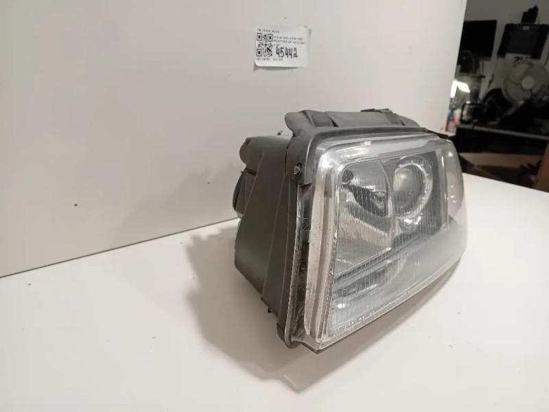 Proiettore ANT SX 8D 0941 003 AK Audi A4 8D5 Avant 1995
