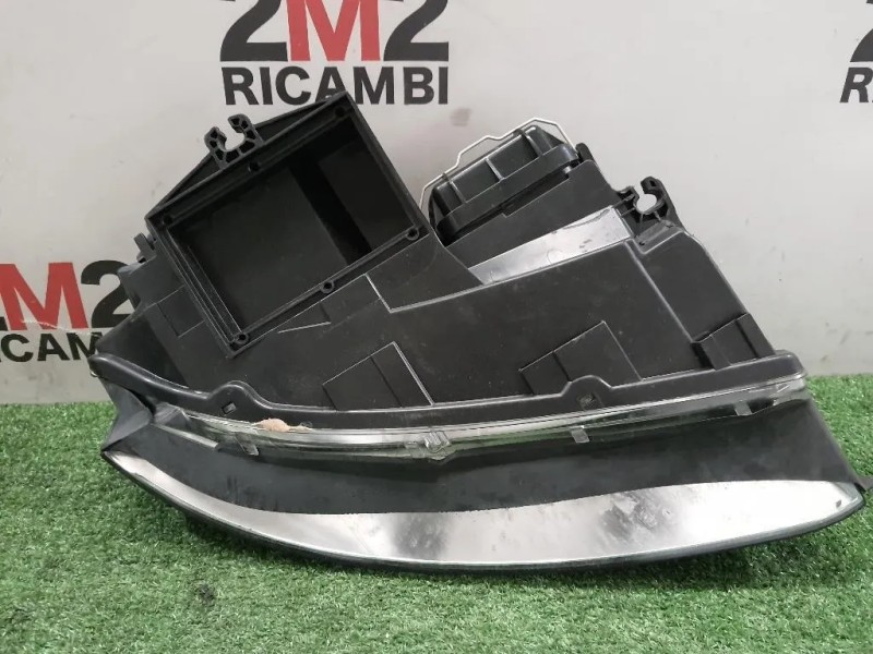 Proiettore ANT SX AD11042A3L Audi A4 8E2 2001