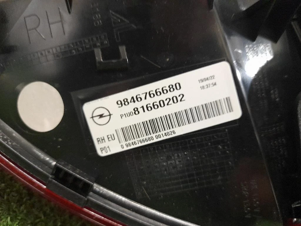 Fanale EST POST DX 9846766680 Opel Grandland X 2017