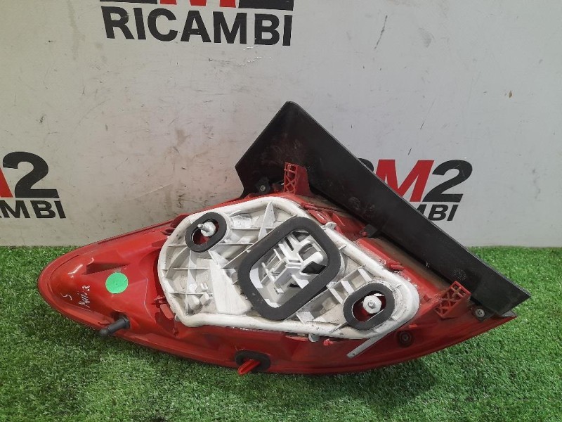 Fanale EST POST DX 21638009 Opel Meriva B 2014