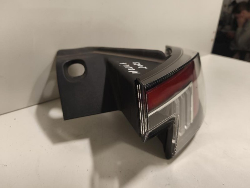 Fanale EST POST DX 9833721980 Opel Mokka B 2020