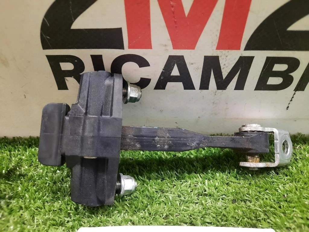 Tirante Arresto Apertura Porta ANT SX 51901649 Lancia Ypsilon III 2011