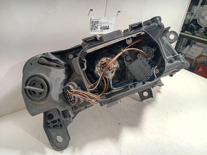 Proiettore ANT SX 4F0 941 003 Audi A6 4F2 2008