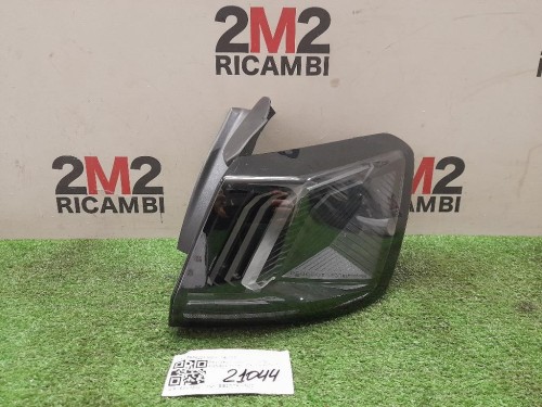 Fanale EST POST DX 9836231180 82140201 Peugeot 3008 II 2016