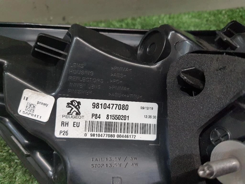 Fanale EST POST DX 9810477080 Peugeot 3008 II 2016