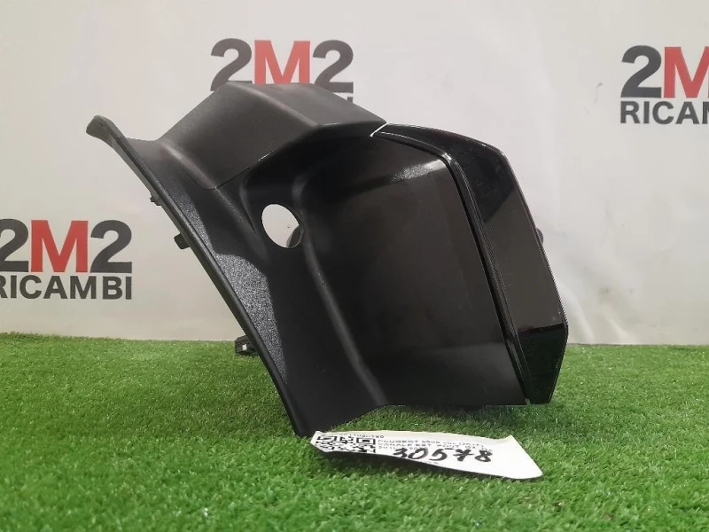 Fanale EST POST DX 9811028180 Peugeot 5008 II 2017