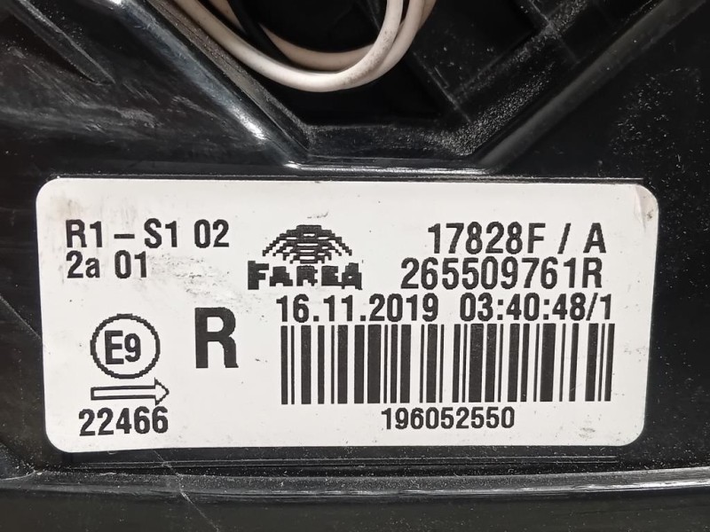 Fanale EST POST DX 265509761R Renault CLIO V 2019
