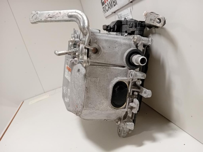 Trasformatore G9200-52033 Toyota Yaris IV 2017