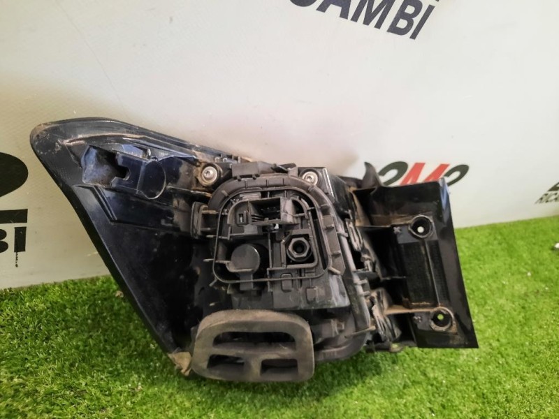 Fanale EST POST DX 6F9945208B Seat Arona 2017