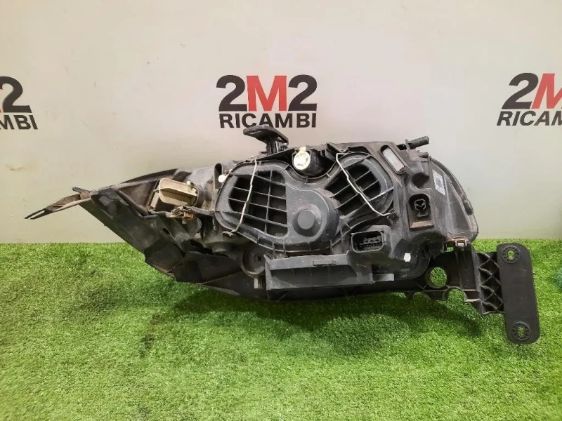 Proiettore ANT SX 63117249651 Bmw Serie 1 E87 Berlina 2005