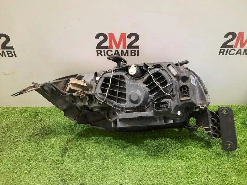 Proiettore ANT SX 63117249651 Bmw Serie 1 E87 Berlina 2005