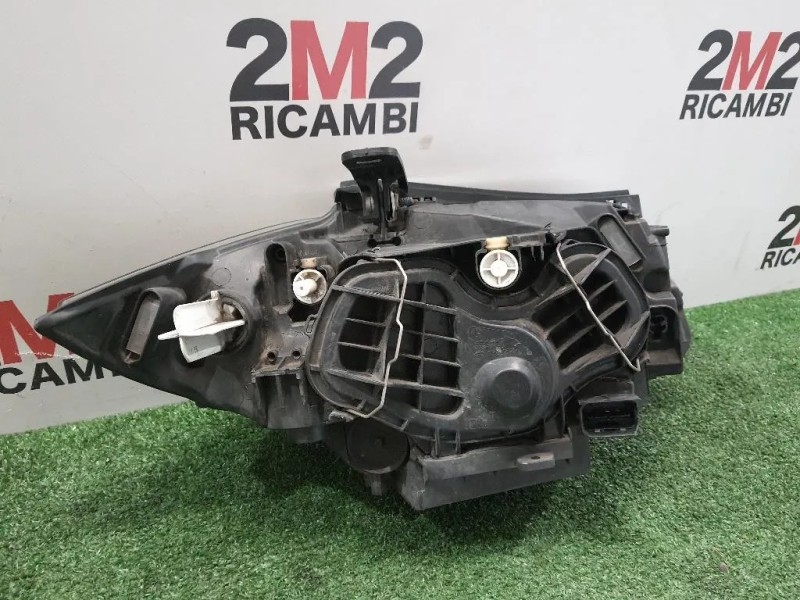 Proiettore ANT SX 63117249651 Bmw Serie 1 E87 Berlina 2005