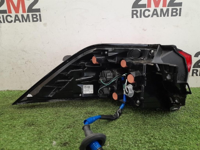 Fanale EST POST DX 8155042230 Toyota RAV 4 V 2018