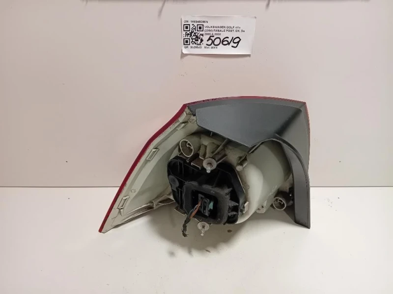 Fanale EST POST DX 1K6945096N Volkswagen GOLF V 2004