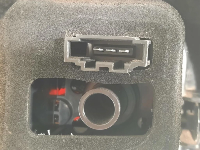 Fanale EST POST DX 5K0945096N Volkswagen GOLF VI 2009