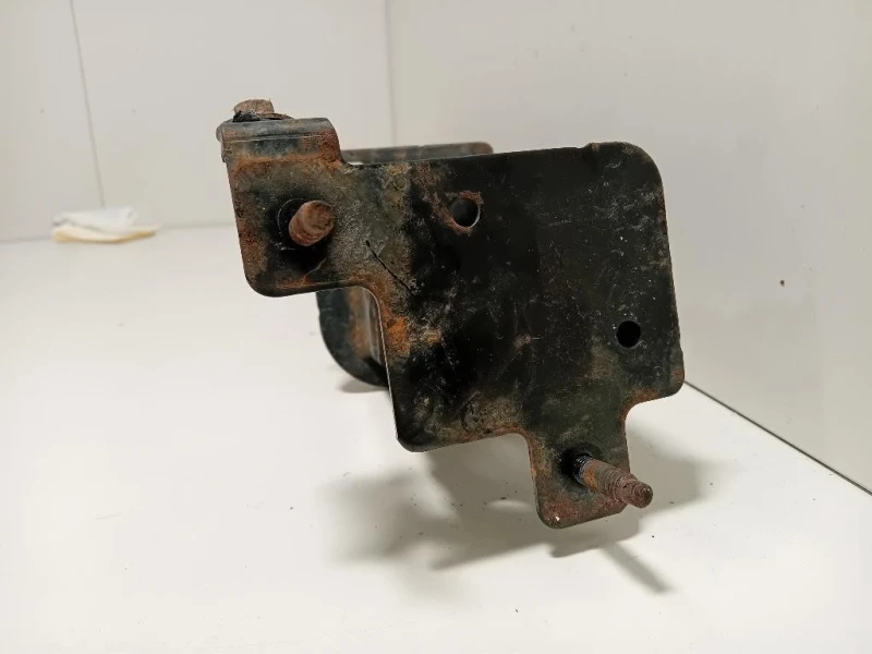 Traversa Frontale INF ANT TRAVERSA FRONTALE INF ANT Renault Mégane IV 2016