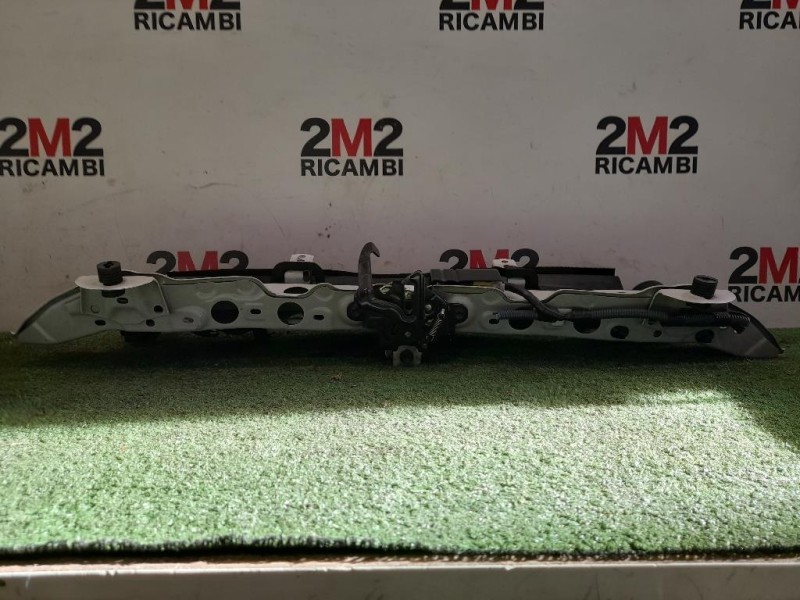 Traversa Frontale SUP ANT 532050D905 Toyota Yaris IV 2014