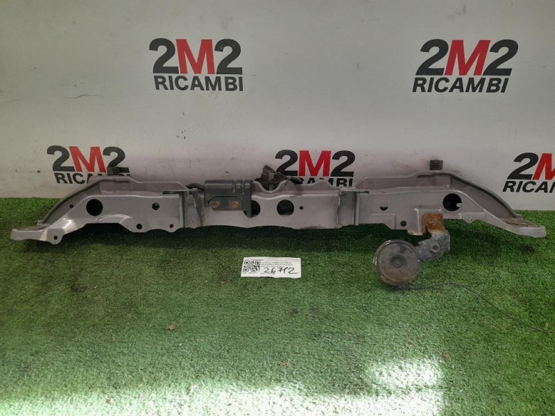Traversa Frontale SUP ANT 532050D905 Toyota Yaris IV 2014