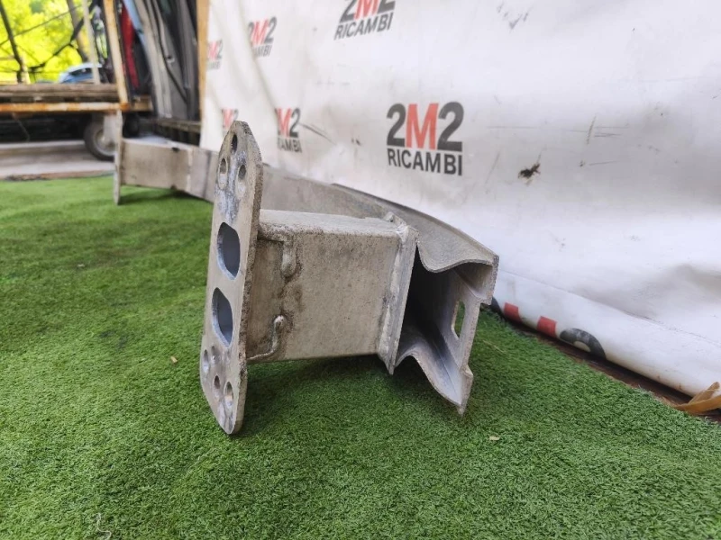 Traversa Paraurti ANT 51805761 Alfa Romeo Giulietta 2010