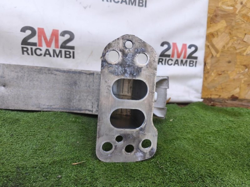 Traversa Paraurti ANT 51805761 Alfa Romeo Giulietta 2010