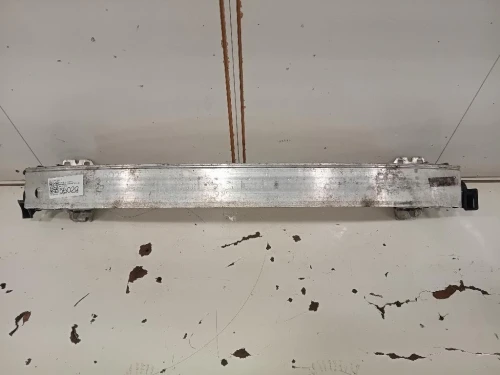 Traversa Paraurti ANT 8U0807109C Audi Q3 8UB 2012