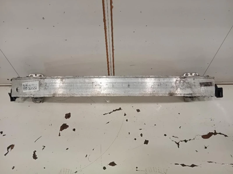 Traversa Paraurti ANT 8U0807109C Audi Q3 8UB 2012