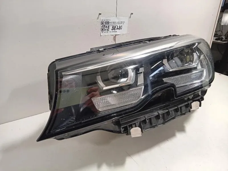 Proiettore ANT SX 5A1DB37-01 Bmw Serie 3 G20 Berlina 2018