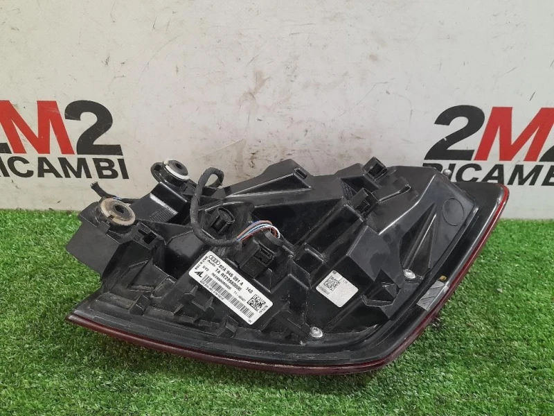 Fanale EST POST SX 82A945091A Audi A1 GBA Sportback 2018