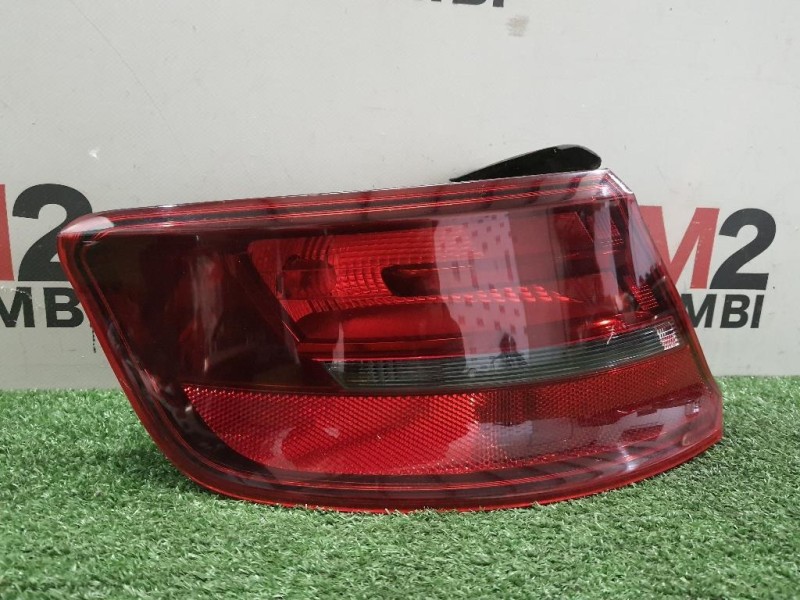 Fanale EST POST SX 8V4945095 Audi A3 8VF Sportback 2016