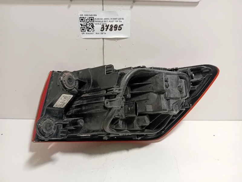 Fanale EST POST SX 8W9945069 Audi A4 8W5 Avant 2015