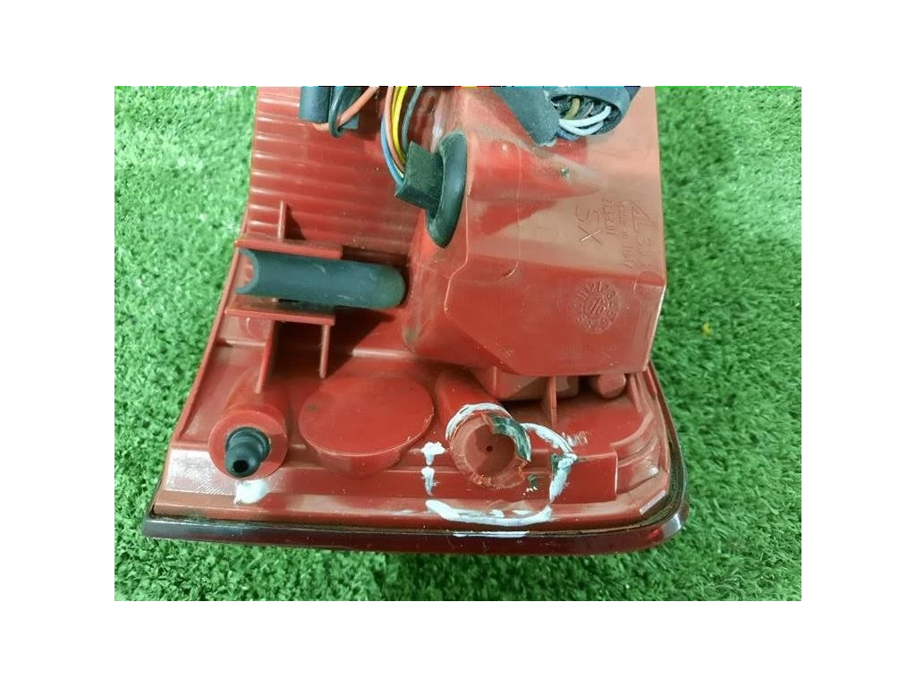 Fanale EST POST SX 8T8945095D Audi A5 8T3 2008