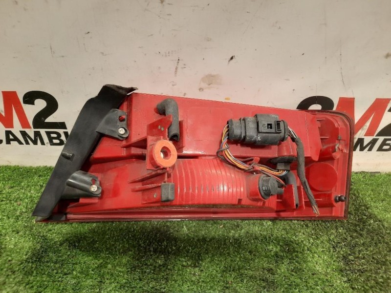 Fanale EST POST SX 8T8945095D Audi A5 8T3 2008