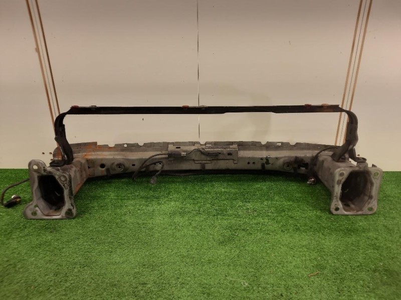 Traversa Paraurti ANT Ford Focus II 2005