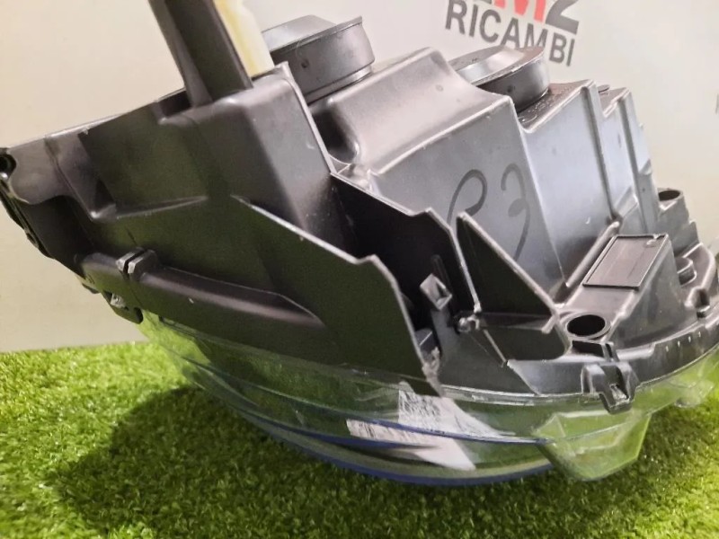 Proiettore ANT SX ATTACCHI ROTTI 9820059680 Citroen C3 III 2016