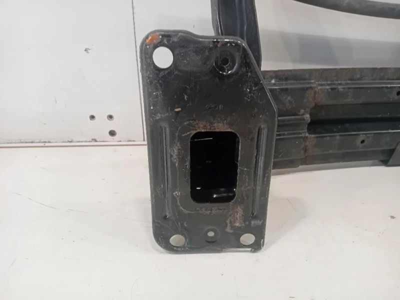 Traversa Paraurti ANT 865303Z000 Hyundai I40 2012