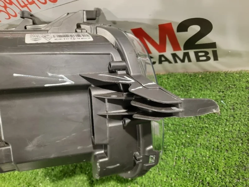 Proiettore ANT SX 9836171580 Citroen C3 III 2020