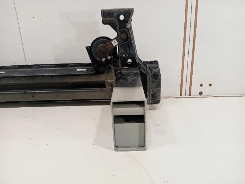 Traversa Paraurti ANT GX7310005 Jaguar XE 2015