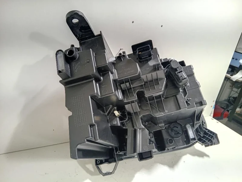 Proiettore ANT SX 9851349180 Citroen C3 III 2020