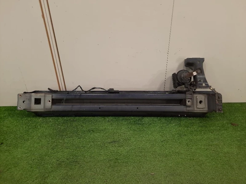 Traversa Paraurti ANT GX73-10005-AL Jaguar XE 2015