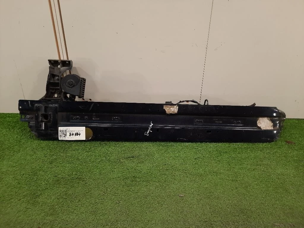 Traversa Paraurti ANT GX73-10005-AL Jaguar XE 2015