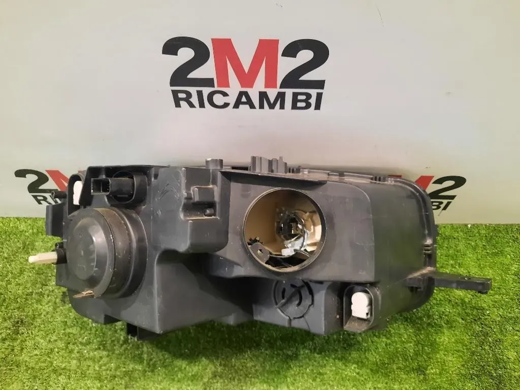 Proiettore ANT SX 9800901380 Citroen C4 Cactus 2014