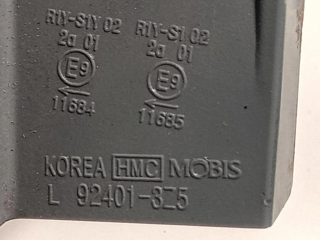 Fanale EST POST SX 92401-3Z0 Hyundai I40 CW 2012