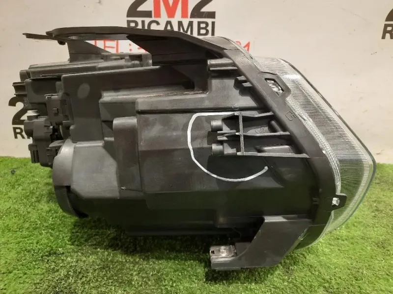 Proiettore ANT SX 260602287R Dacia Duster II 2018